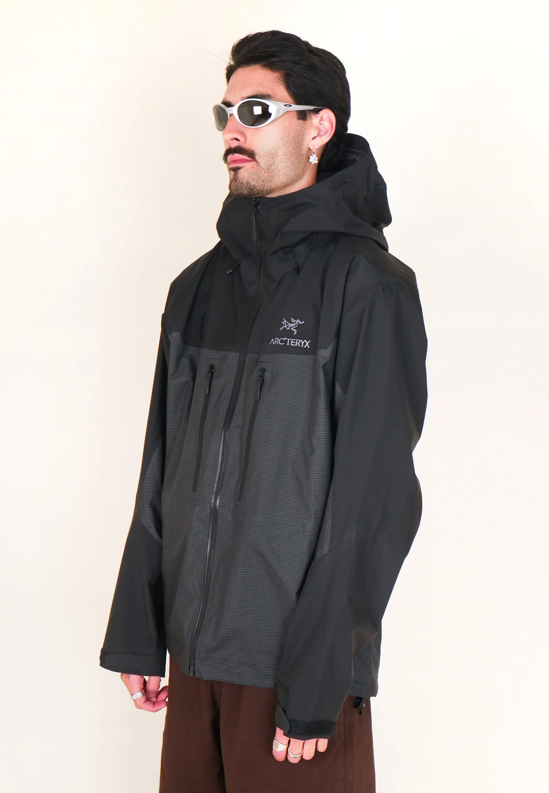 Alpha Jacket - Black - Image 4