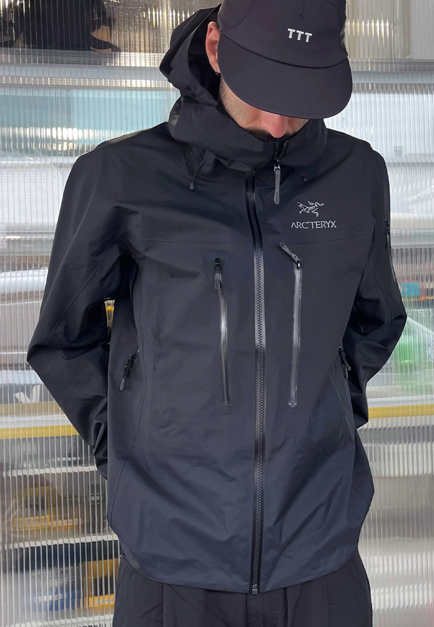 Alpha SV Jacket - Black - Image 3