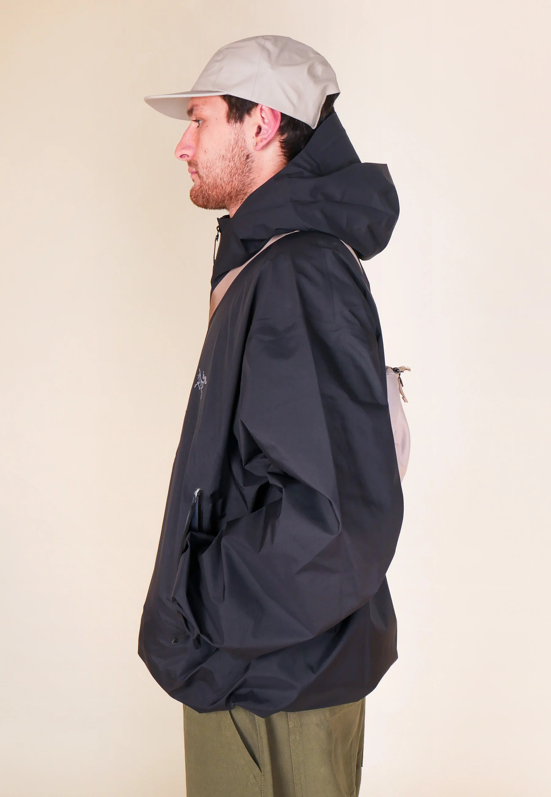Beta Jacket - Black - Image 8