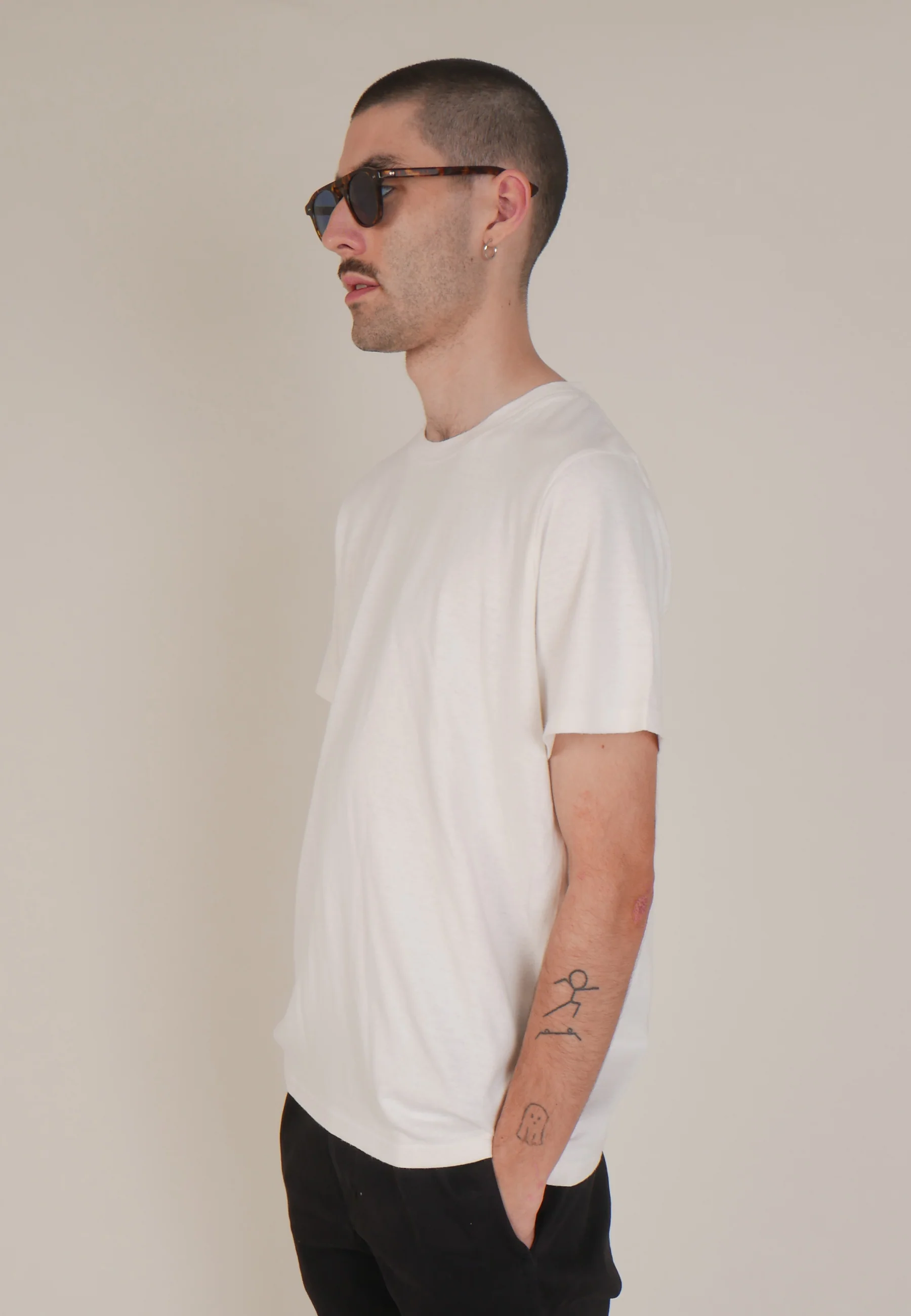 Classic Hemp T-Shirt - off white - Image 7