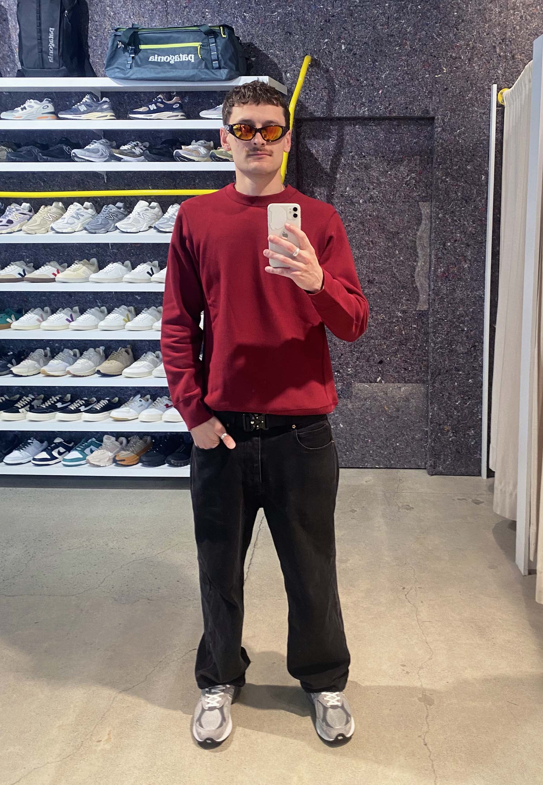 GAG Blank Classic Crewneck Sweater - Brick - Image 3