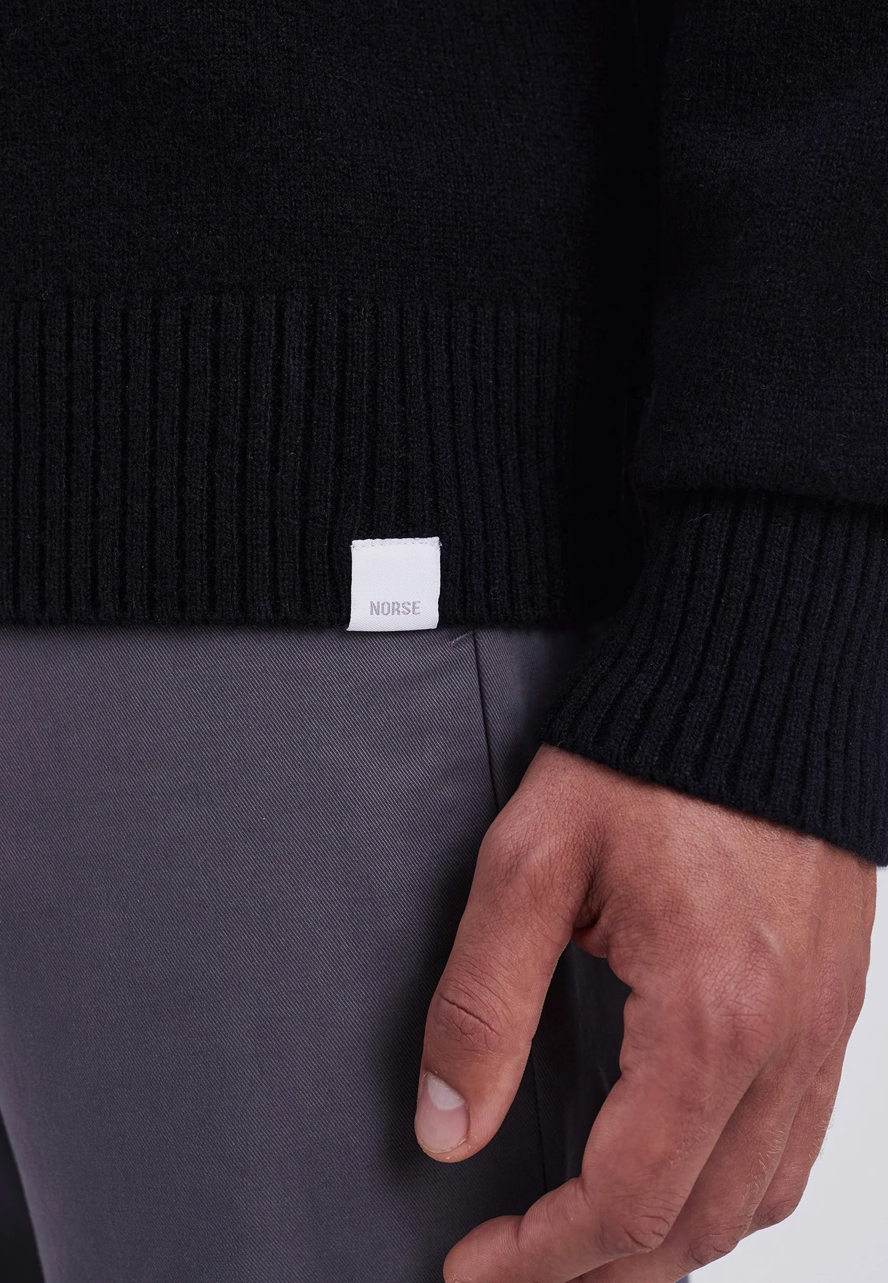 Standard Merino Lambswool Sweater - Black - Image 10