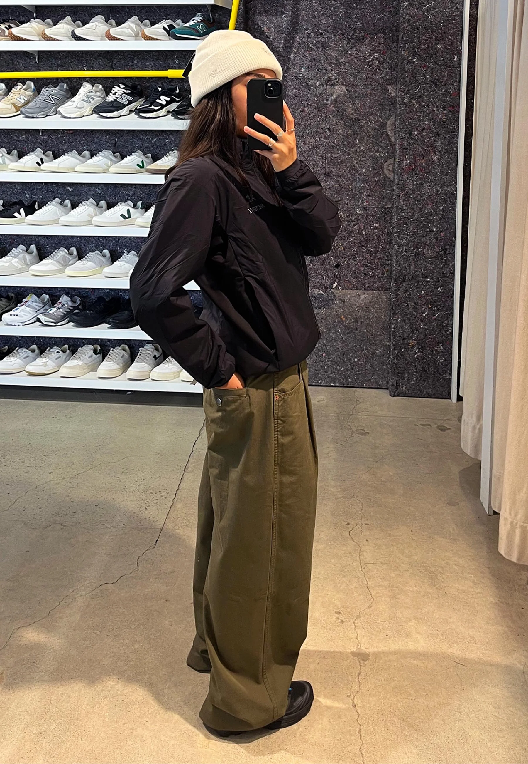 Atom Jacket - Black - Image 4